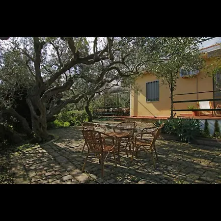 Casa Pizzillo * Campofelice Di Roccella